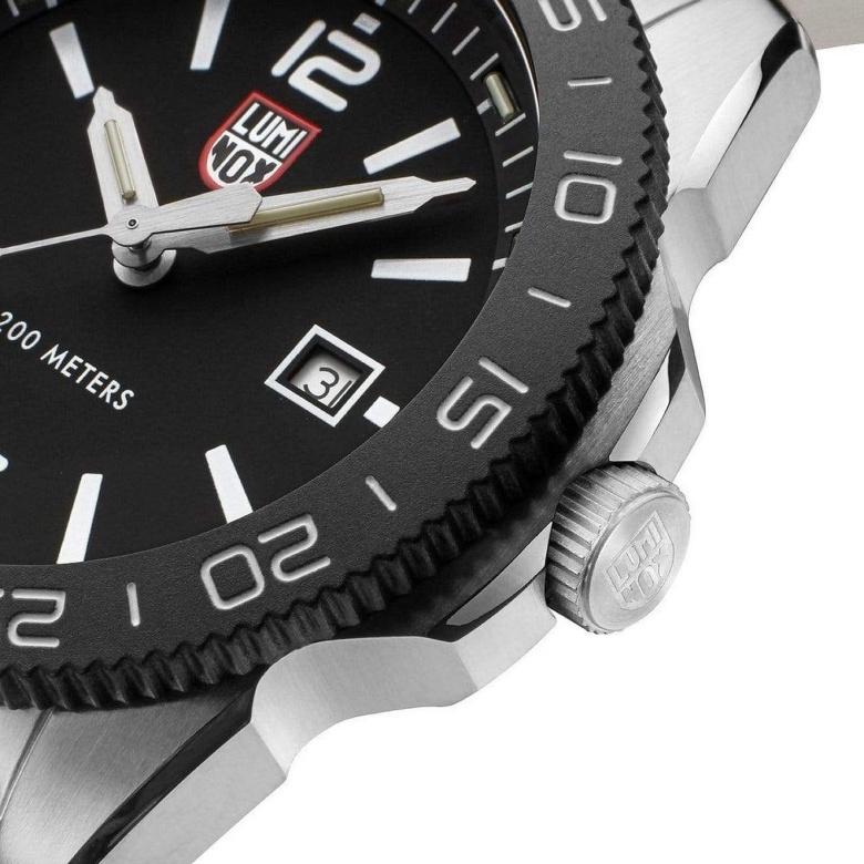 Zegarek Luminox XS.3121.WF - Bezel