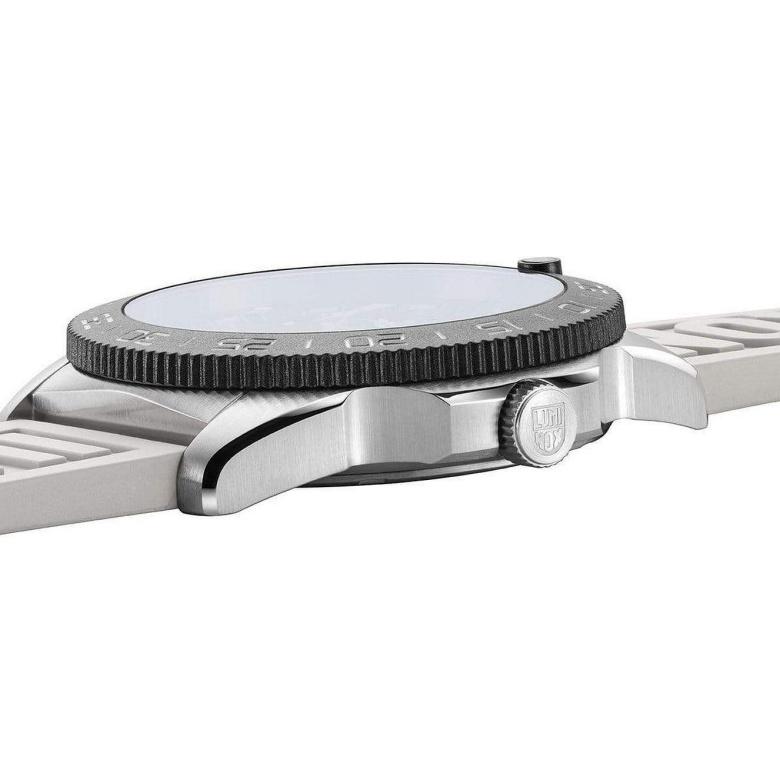 Zegarek Luminox XS.3121.WF - Koronka