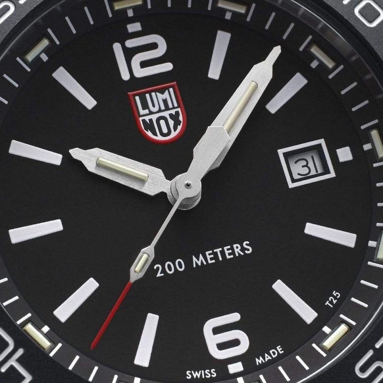 Zegarek Luminox XS.3121.WF - Tarcza