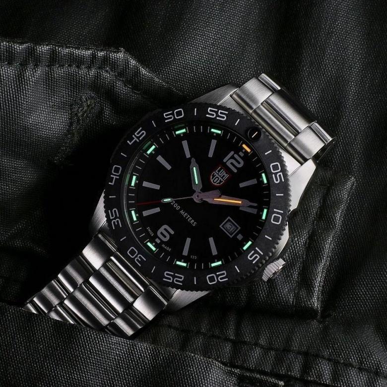 Zegarek Luminox XS.3122 - Luminox Light Technology