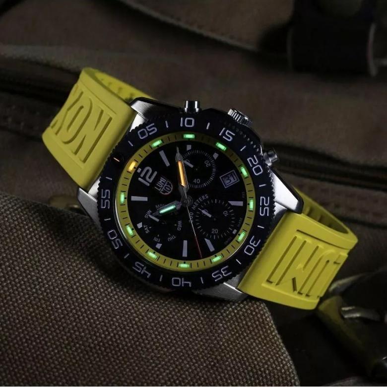 Zegarek Luminox XS.3145 - Luminox Light Technology