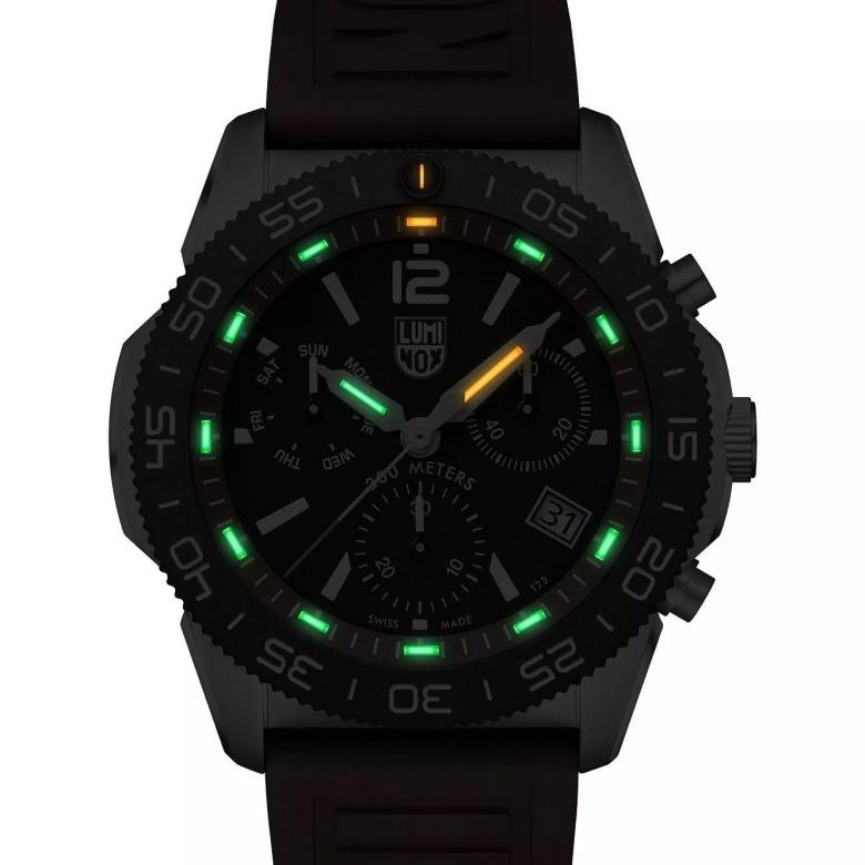 Zegarek Luminox XS.3155 - Luminox Light Technology