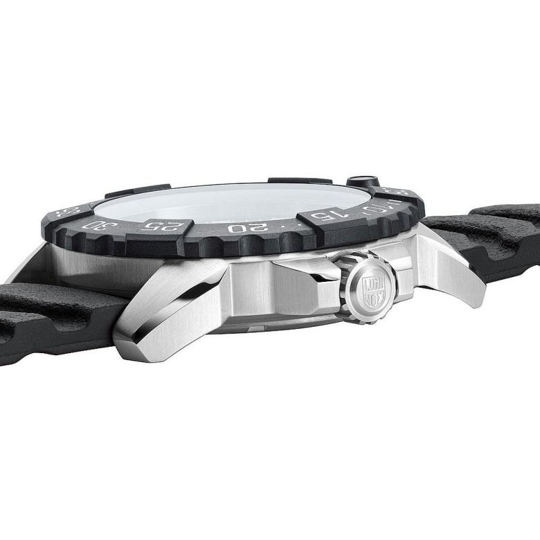 Zegarek Luminox XS.3251.CB - Koronka