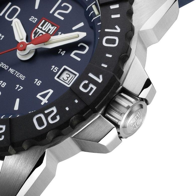 Zegarek Luminox XS.3253.CB - Bezel