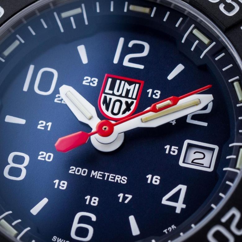 Zegarek Luminox XS.3253.CB - Tarcza