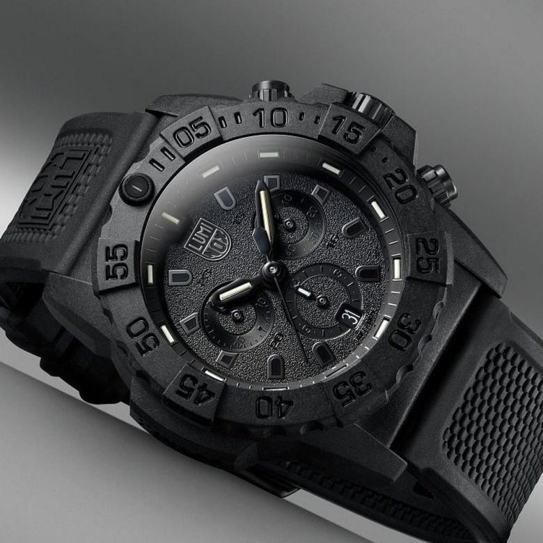 Zegarek Luminox XS.3581 - Tarcza