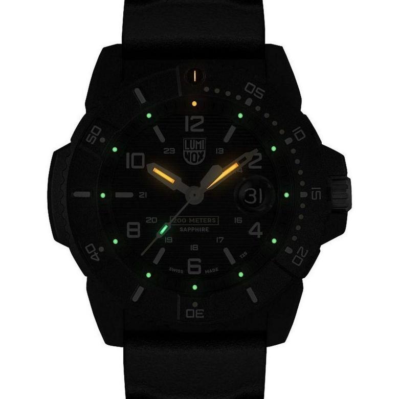Zegarek Luminox XS.3601 - Luminox Light Technology