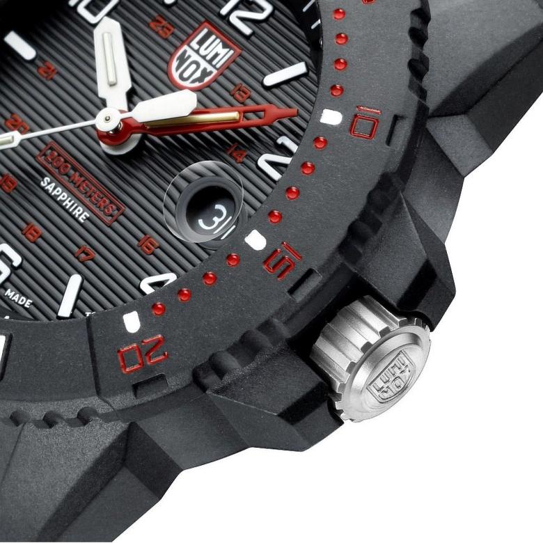 Zegarek Luminox XS.3615 - Bezel