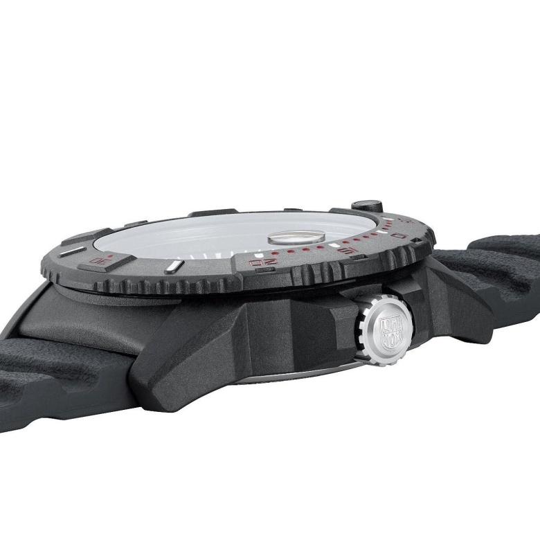 Zegarek Luminox XS.3615 - Koronka