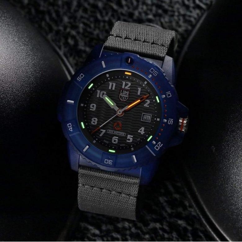 Zegarek Luminox XS.8902.ECO - Luminox Light Technology