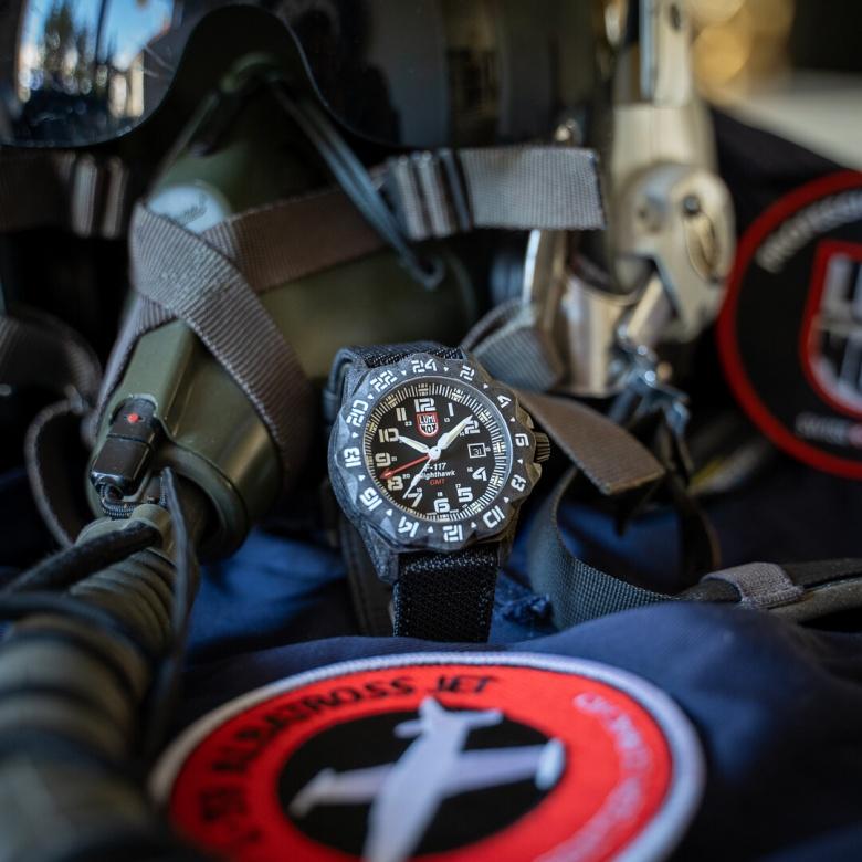 Zegarek Luminox XA.6441 - F-117 Nighthawk