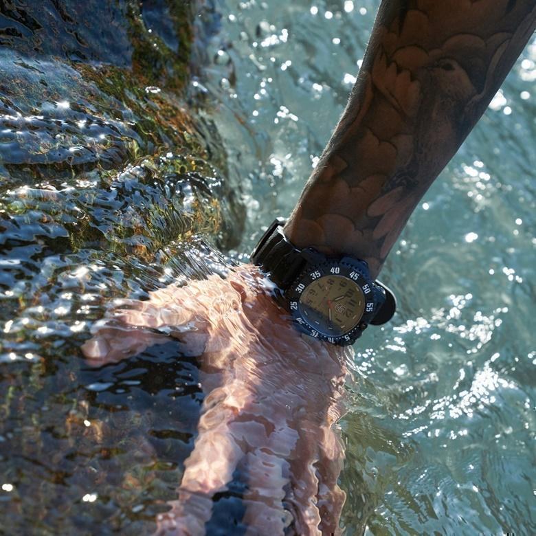 Luminox Master Carbon SEAL 3875 Automatic wodoszczelność
