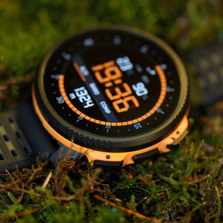 Suunto SS051573000 - Kontynuacja popularnej linii Vertical