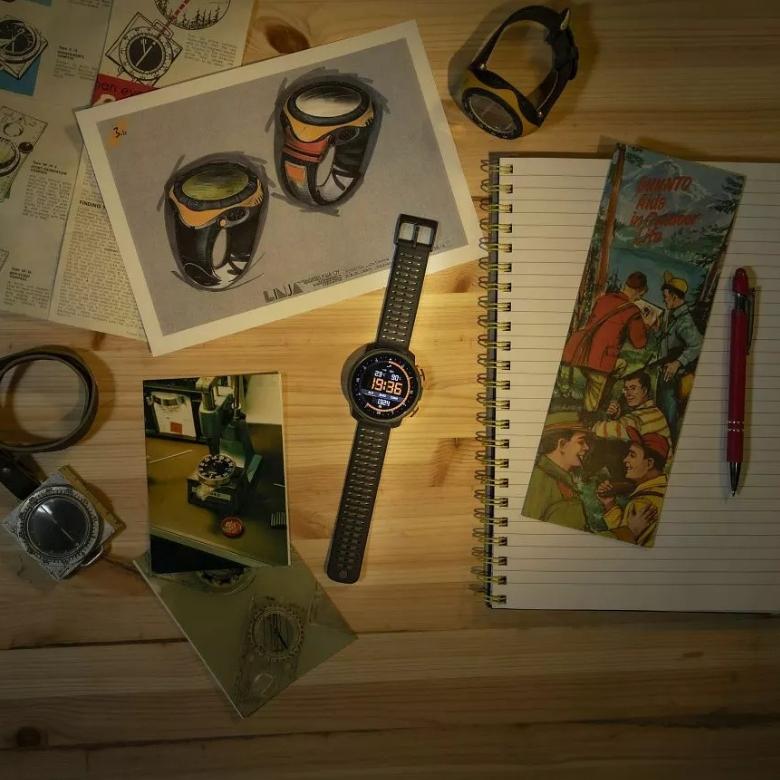Suunto SS051573000 - 90 lat rozwoju Suunto – od kompasu do zegarków outdoorowych