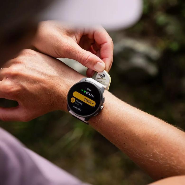 Suunto Race S Titanium Canary SS051105000