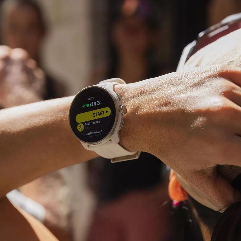 Suunto Race S Powder Pink SS051018000