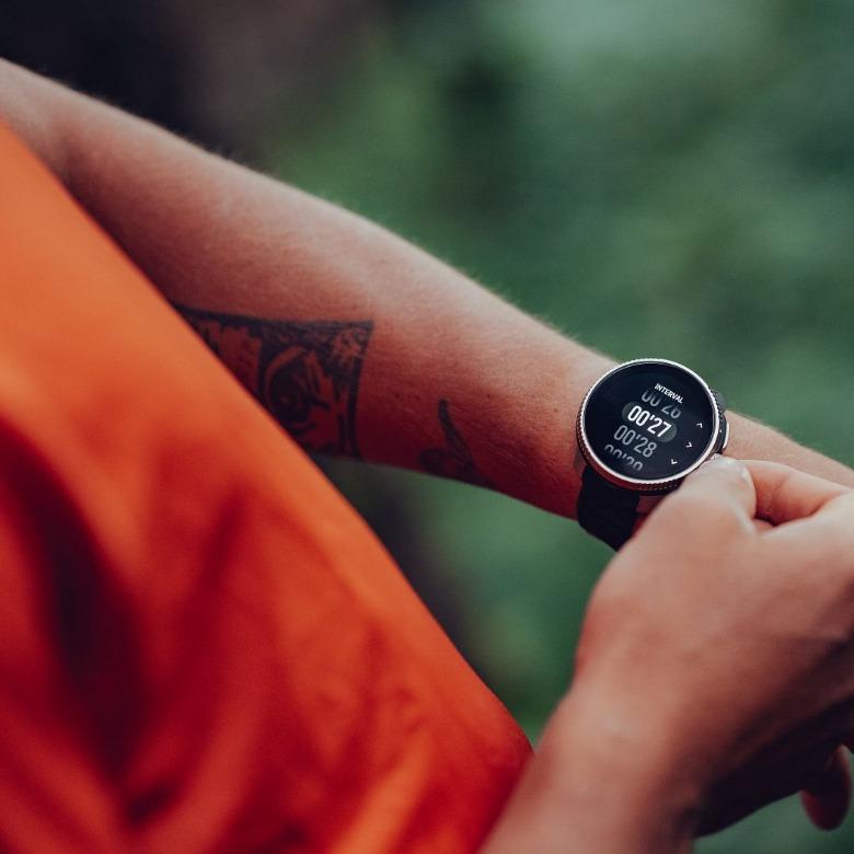 Suunto Race Titanium Charcoal SS050932000