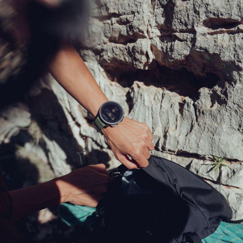 Zegarek Suunto Vertical Titanium Solar Forest