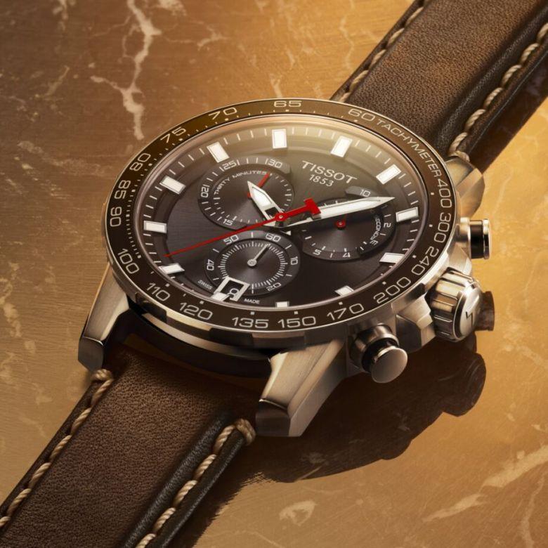Zegarek Tissot T125.617.16.051.00 - Szkło szafirowe